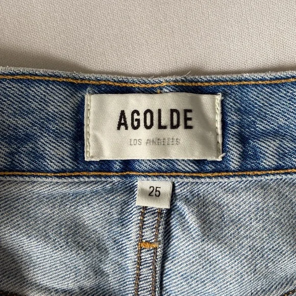 Light-wash denim shorts - Picture 4 of 4